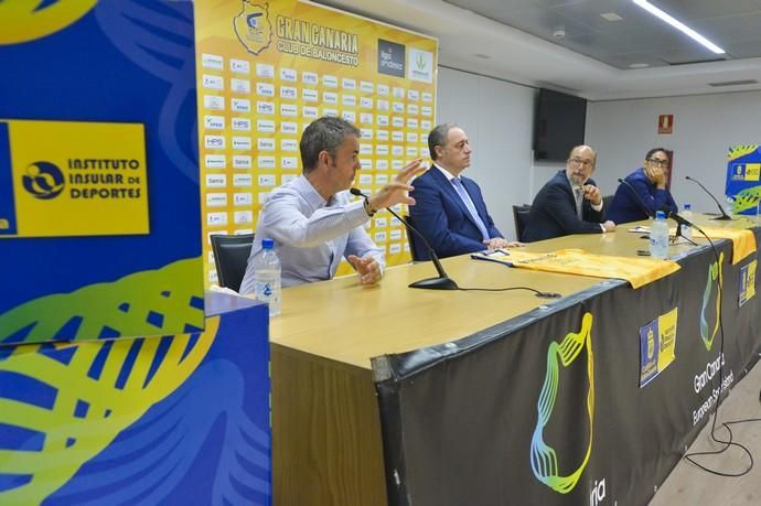 09-07-2020 LAS PALMAS DE GRAN CANARIA. Presentación oficial de Willy Villar y Porfi Fisac, nuevos director deportivo y entrenador del Herbalife Gran Canaria. Fotógrafo: ANDRES CRUZ  | 09/07/2020 | Fotógrafo: Andrés Cruz