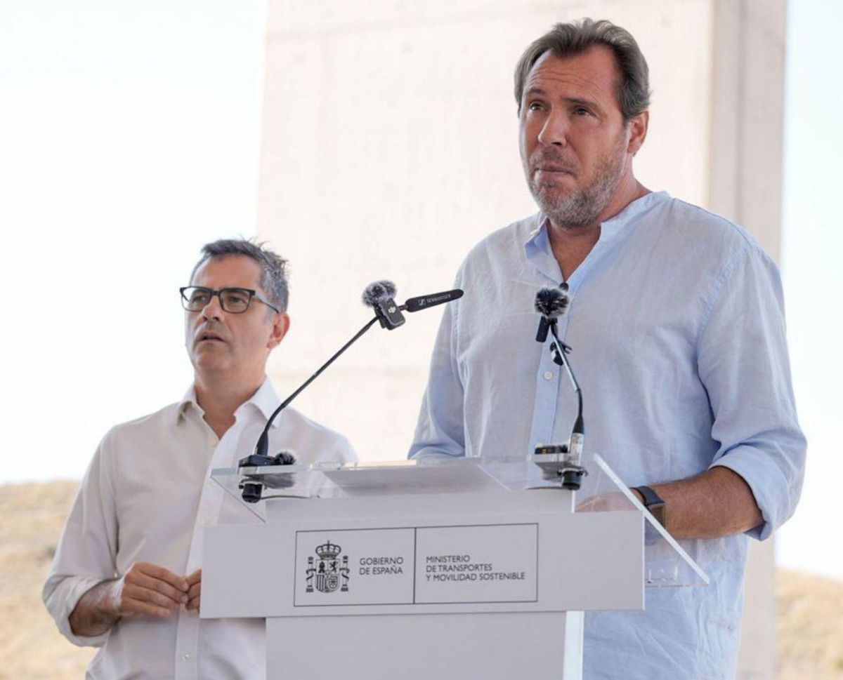 Puente i Bolaños carreguen contra el PP i Aagesen i Saiz demanen "unitat" Puente i Bolaños carreguen contra el PP i Aagesen i Saiz demanen "unitat"