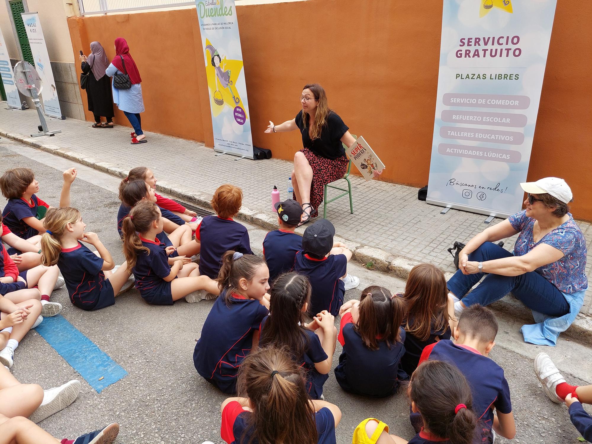 Centros educativos del barrio de Pere Garau participan en la Diada d'Entitats