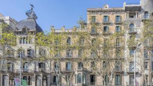 Fachada del edificio de paseo de Gràcia, 29-31 donde Hidden abrirá su hotel de cinco estrellas.