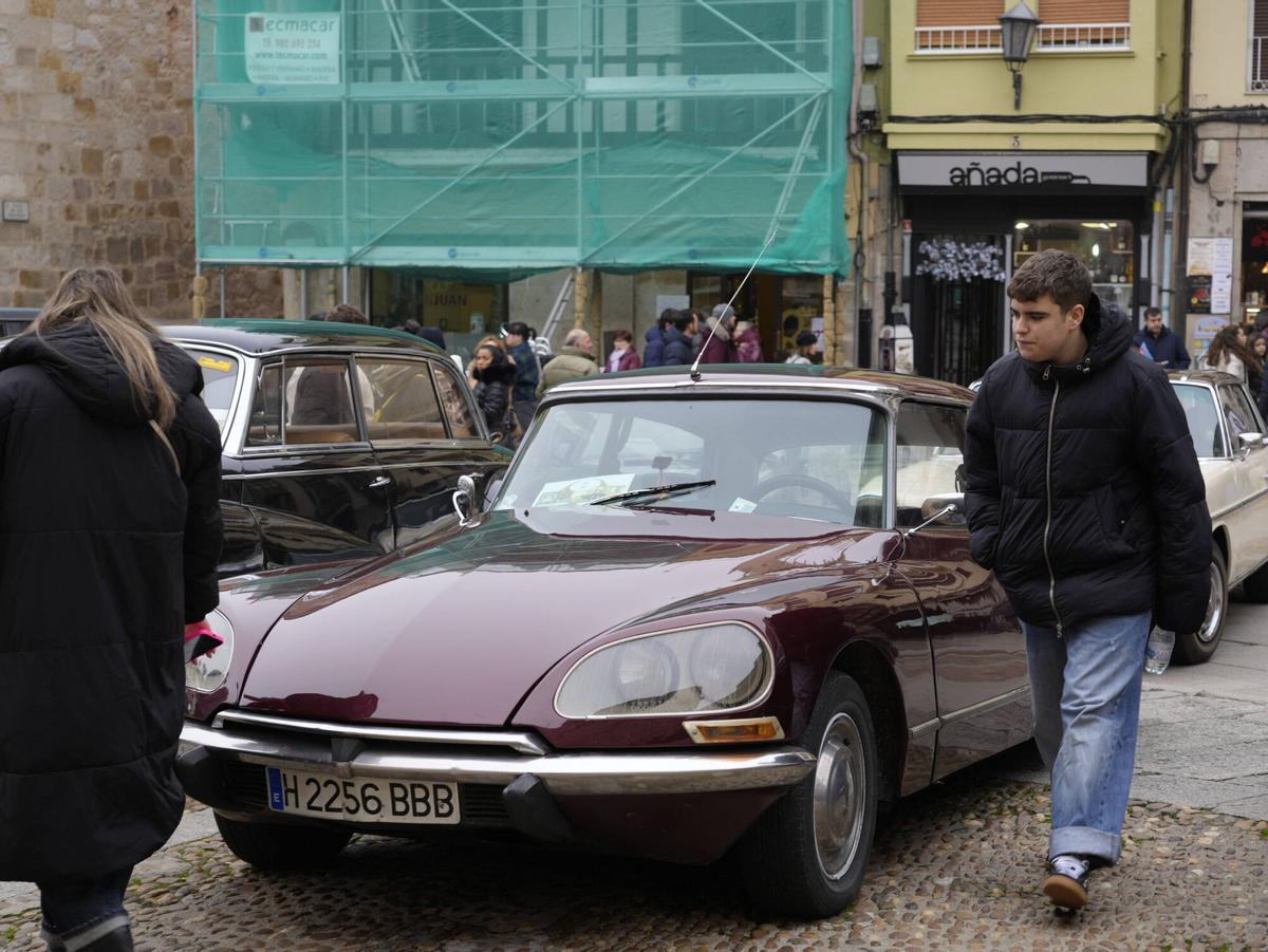 Concentración coches clásicos