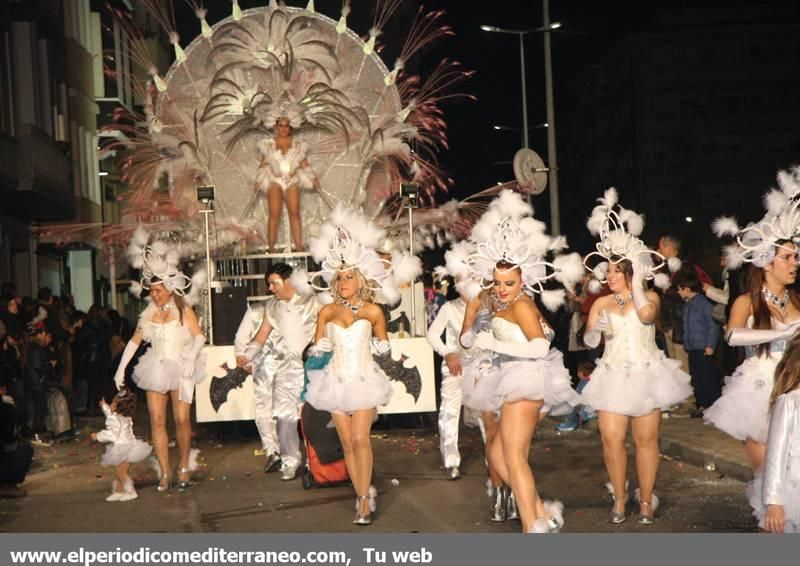 Vinaròs se llena de fiesta en carnaval