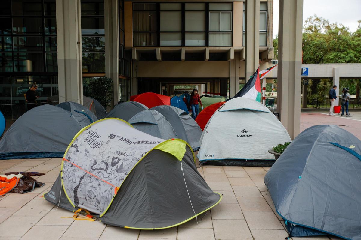 Acampada propalestina en la UAB este 22 de mayo de 2025.