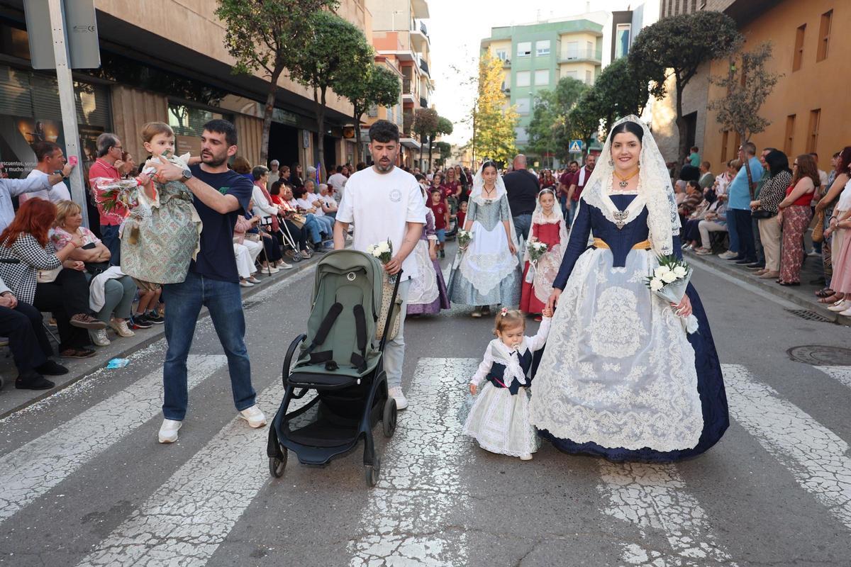 Fotogalería I Almassora se vuelca en el traslado y la ofrenda a su patrona, Santa Quitèria