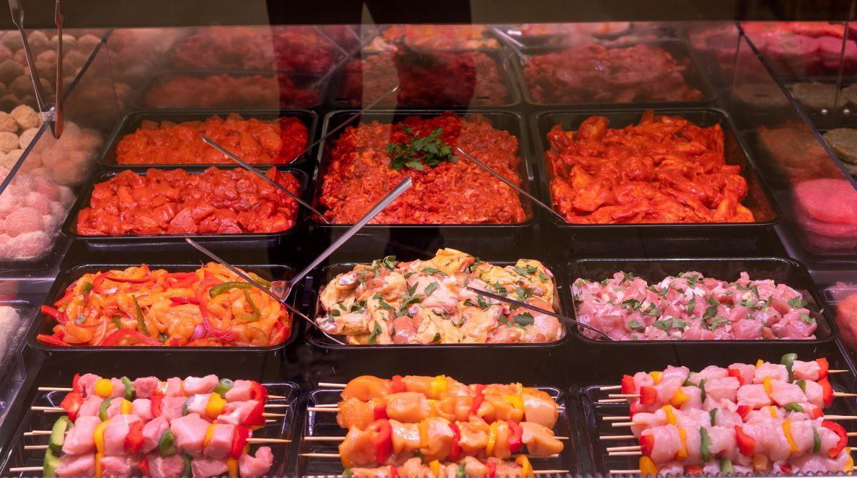 Variedad de elaboraciones en carnicerías Gadis.