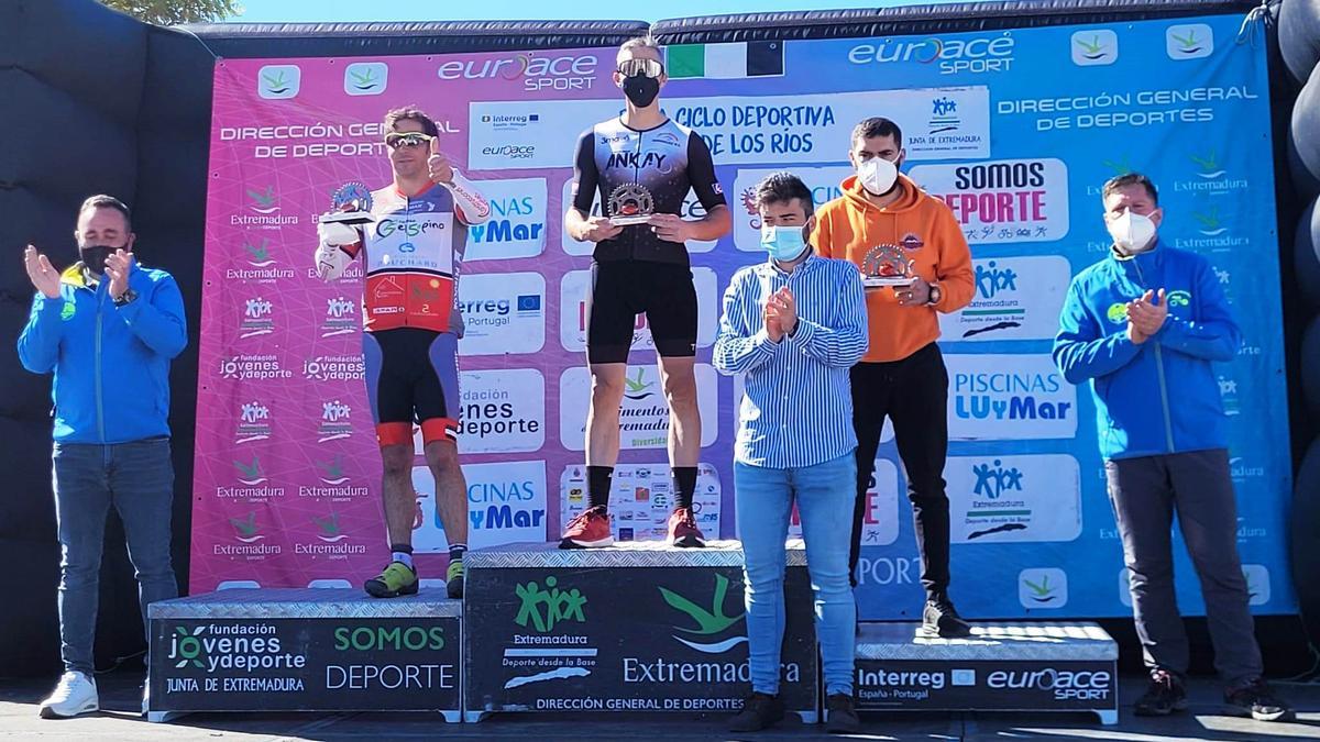Fortu Garzón, ganador de la Titán de los Ríos en categoría Fat Bike