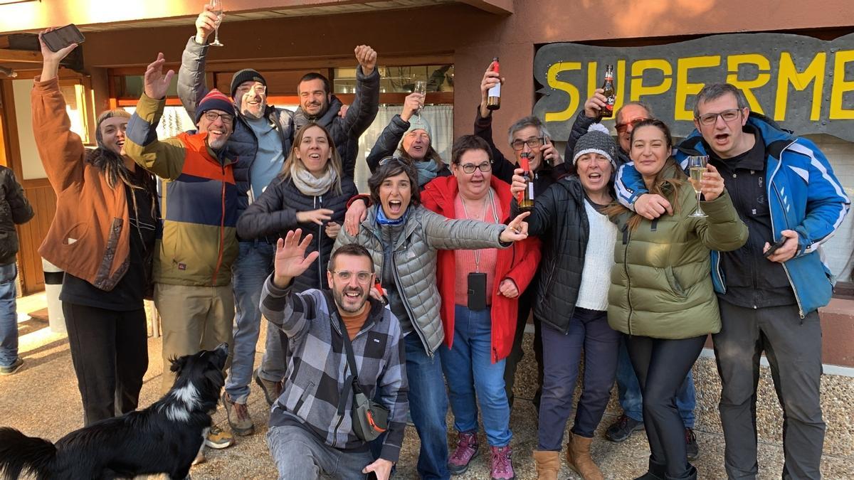 Los vecinos de Cerler celebran el cuarto premio de la Lotería de Navidad