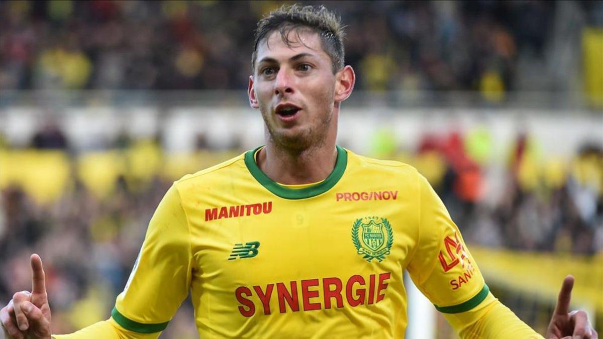 Emiliano Sala lleva 10 goles en 11 partidos con el Nantes