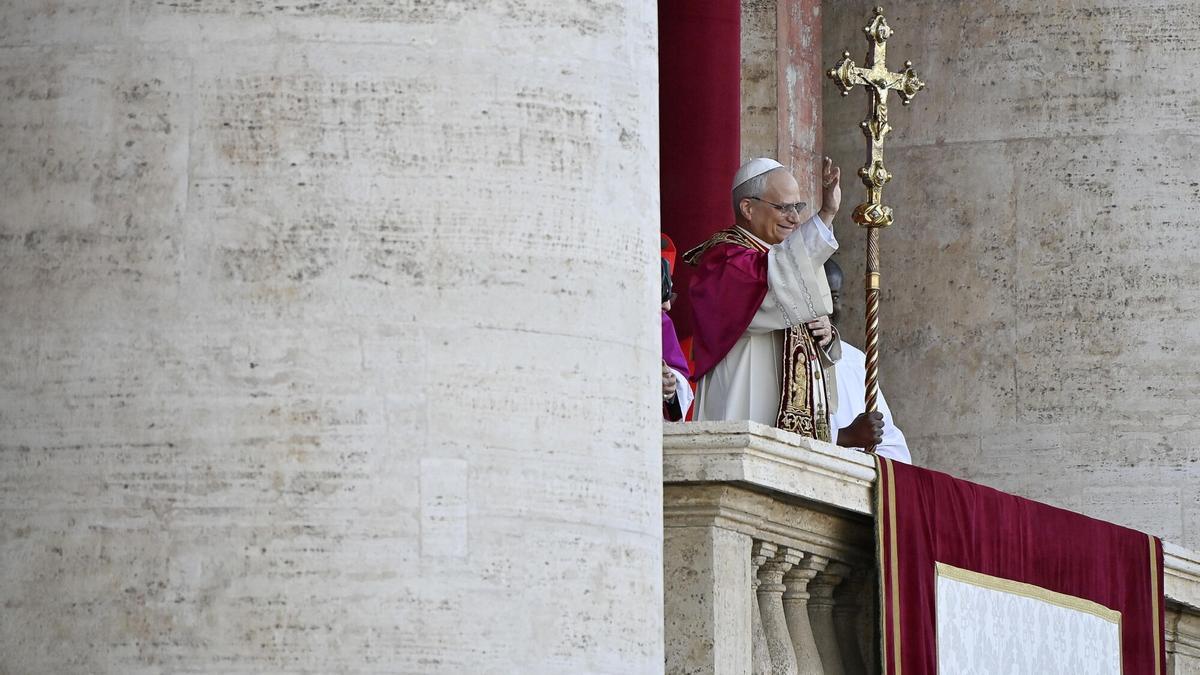 El Papa, en el balcón tras su nombramiento.