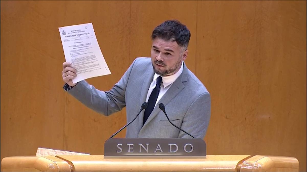 Rufián: "Hace 40 años que los españoles no son iguales ante la ley porque hay una familia en Zarzuela que vive en un palacio simplemente por su apellido"