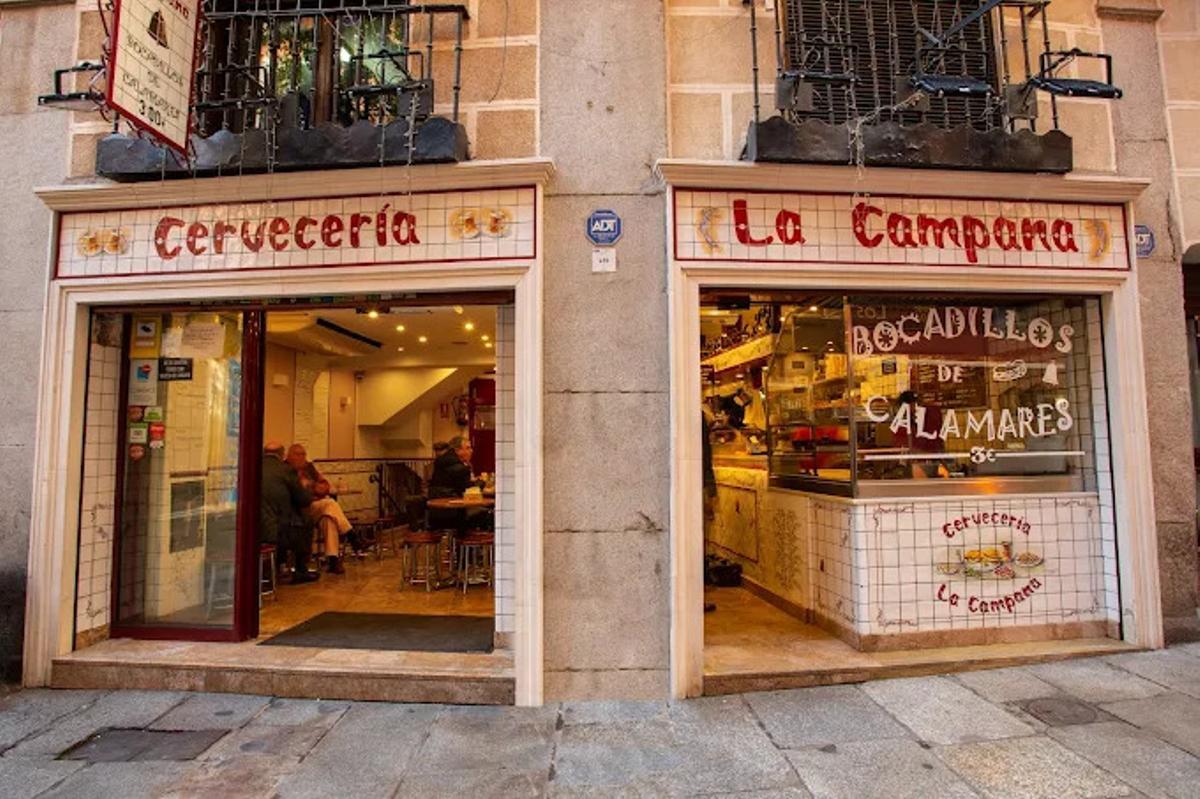 Cervecería "Bar la Campana" en la Calle de Botoneras, 6, en Madrid