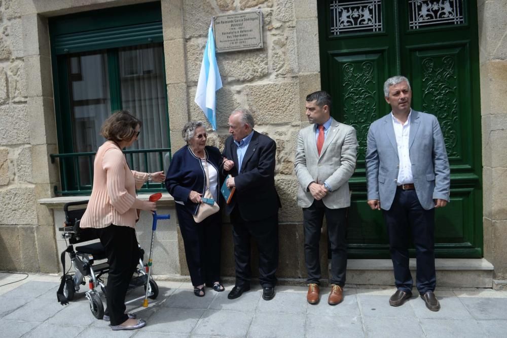 Pontecesures homenajea a Borobó