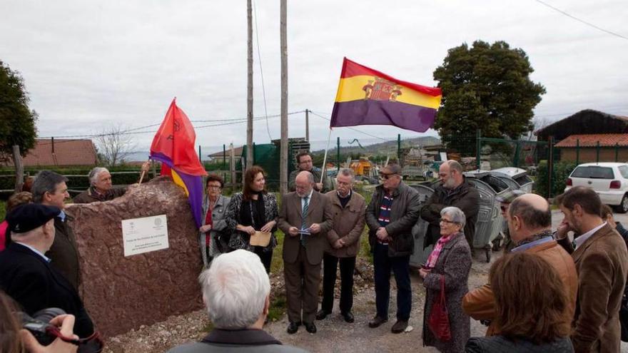 Homenaje a las víctimas de la Guerra Civil