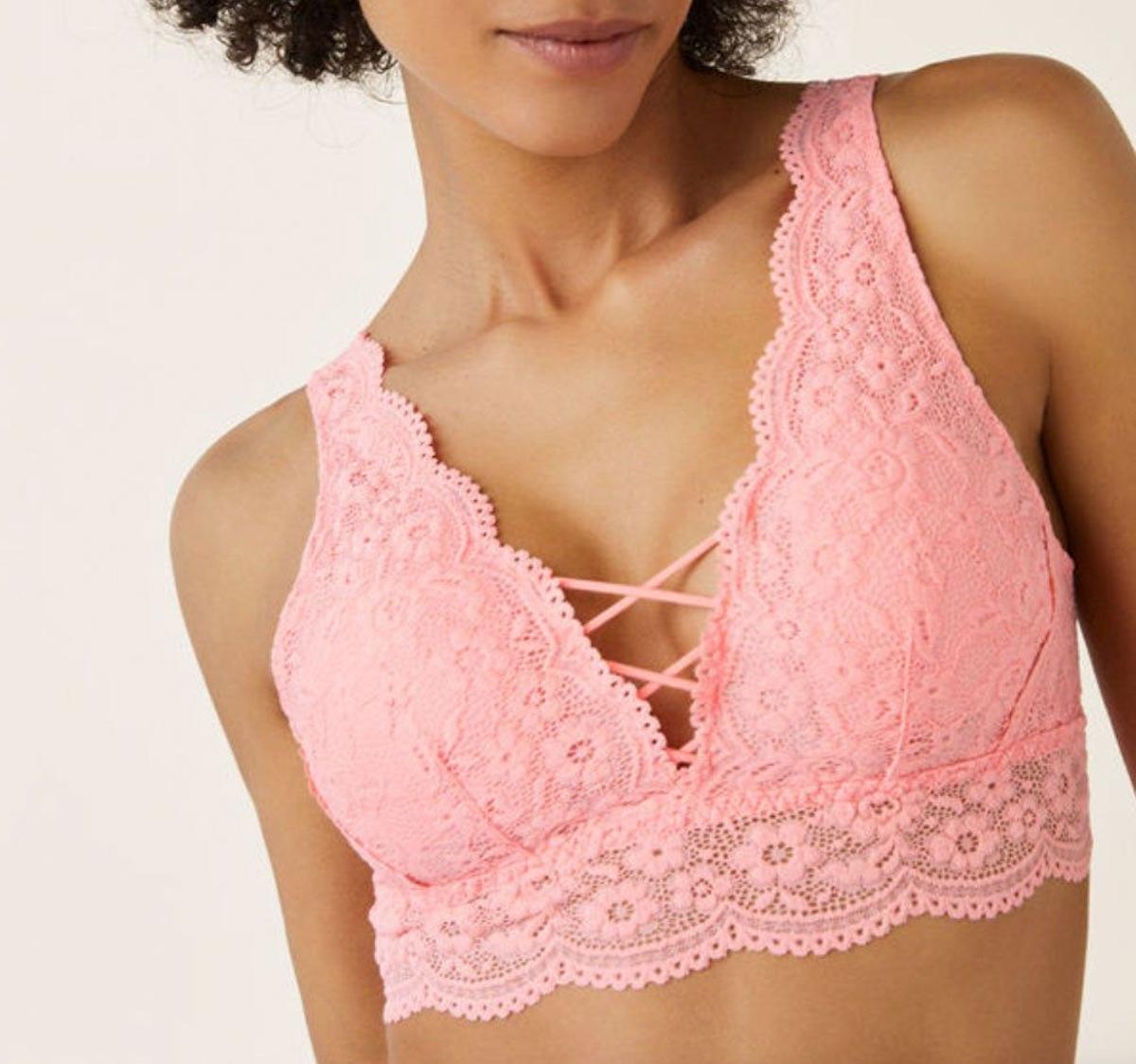 Bralette rosa de Women'Secret (precio: 16,99 euros)