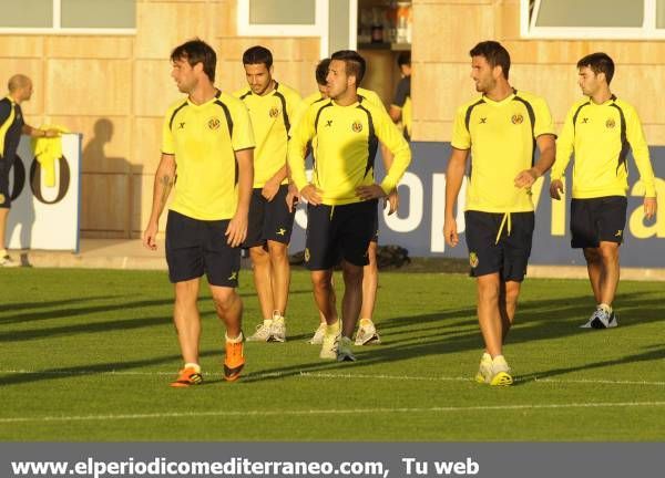 Galería de fotos del entrenamiento del Villarreal CF (22 de octubre del 2012)