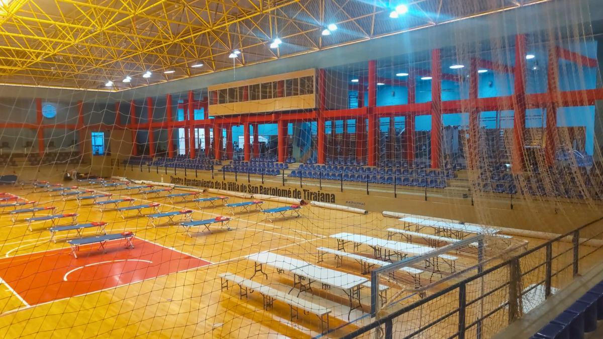 Pabellón de El Tablero con el refugio con el servicio habilitado