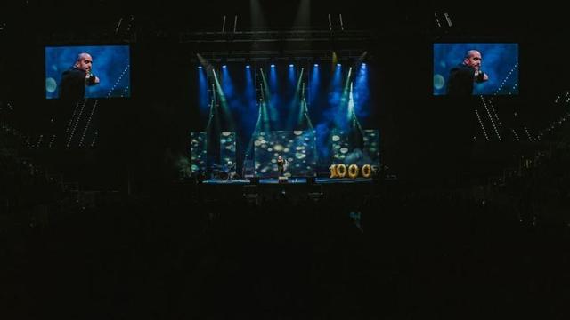 Kike Pérez anoche durante un momento de su espectáculo. |