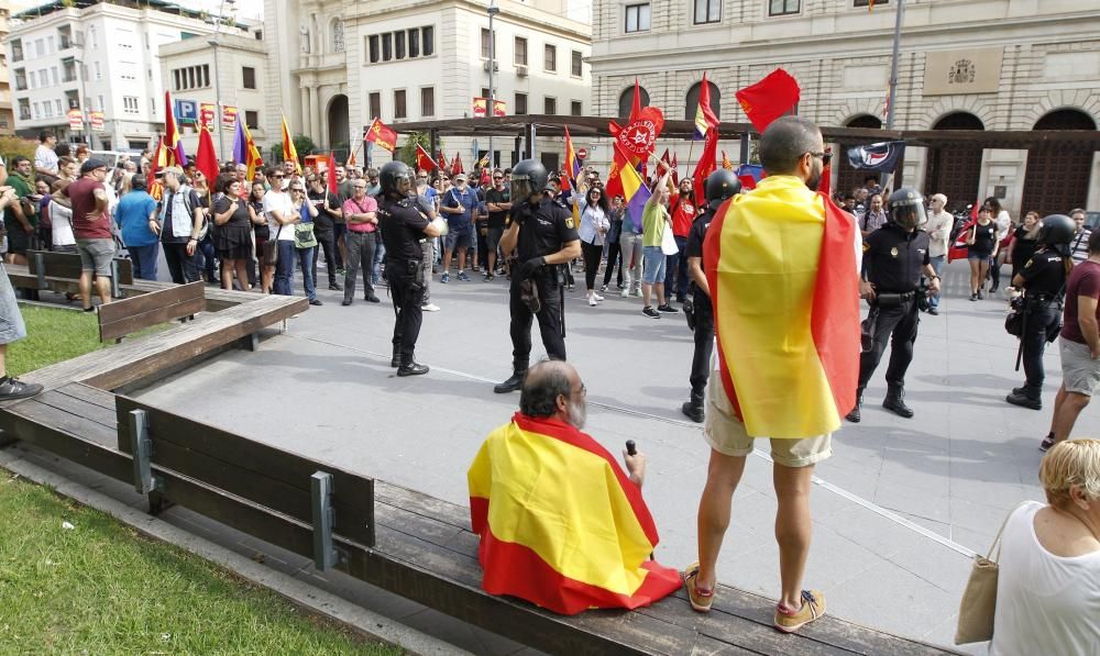 Tensión entre partidarios y detractores del referéndum en Alicante