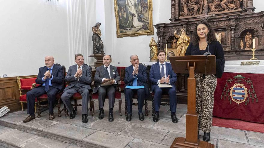 Entrega del premio &quot;Ana Casanueva&quot; a la Asociación Galbán, en imágenes