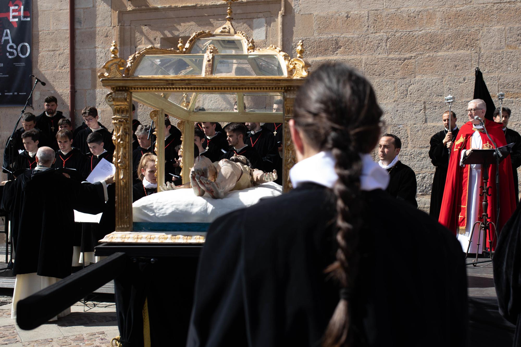 GALERIA | La procesión del Santo Entierro en imágenes