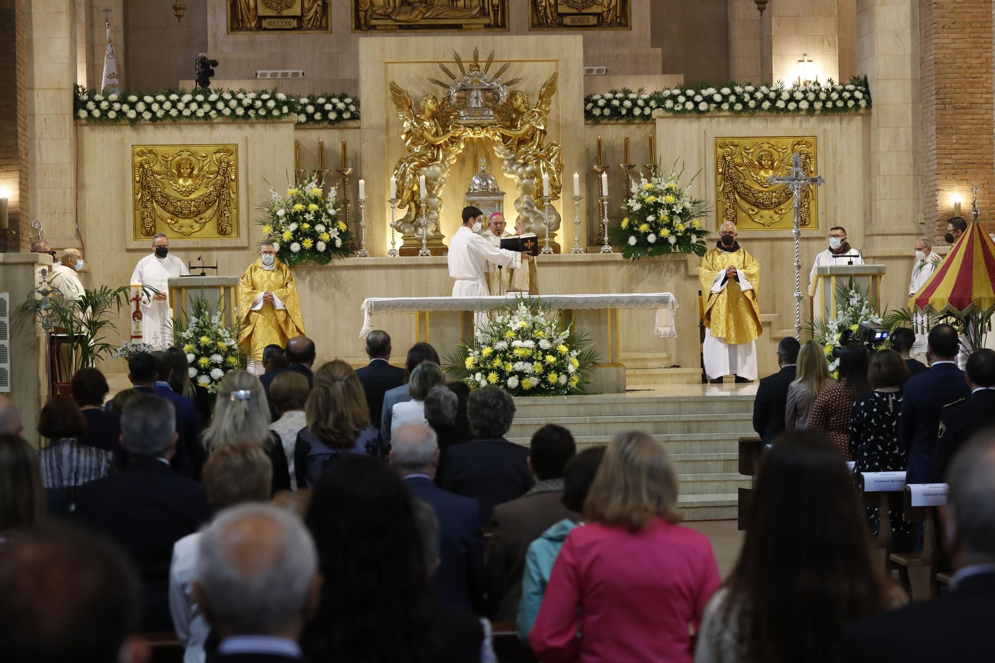 Día de Sant Pasqual en Vila-real, con misa y 'Xulla' en la intimidad