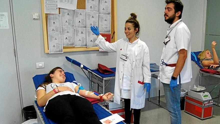 Augmenten les donacions en la Marató Universitària de Donació de Sang a Manresa