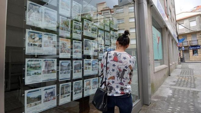 Pocos pisos y precios elevados: el reto de encontrar piso de alquiler en grandes áreas urbanas de Catalunya y Madrid