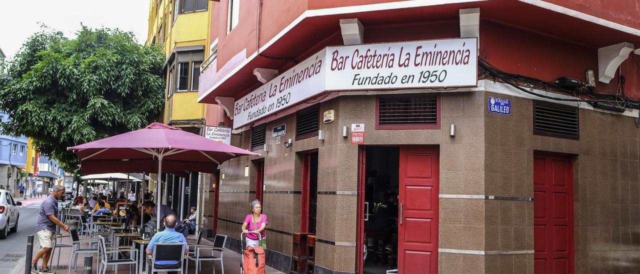 Exterior del Bar Cafetería La Eminencia, en Guanarteme