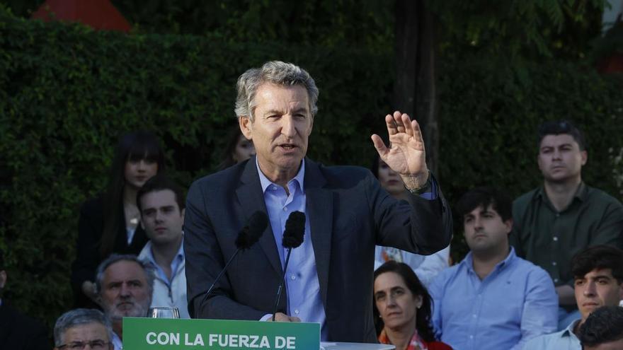 Feijóo lleva su campaña sin Moreno a uno de los bastiones del PP en Andalucía: 