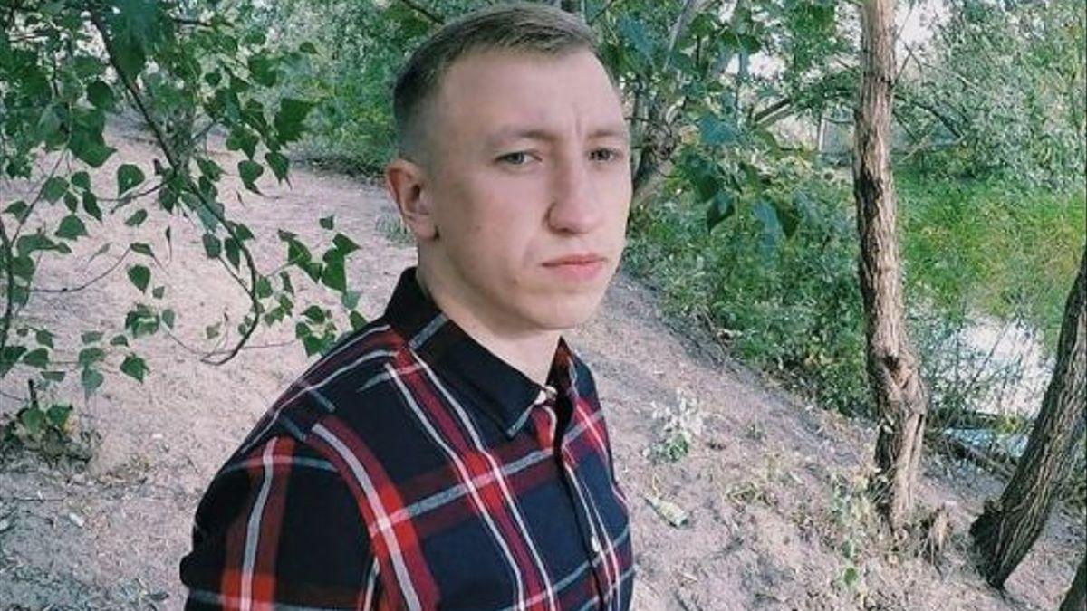 El líder de un grupo que apoya a disidentes bielorrusos, encontrado muerto en un árbol de Kiev