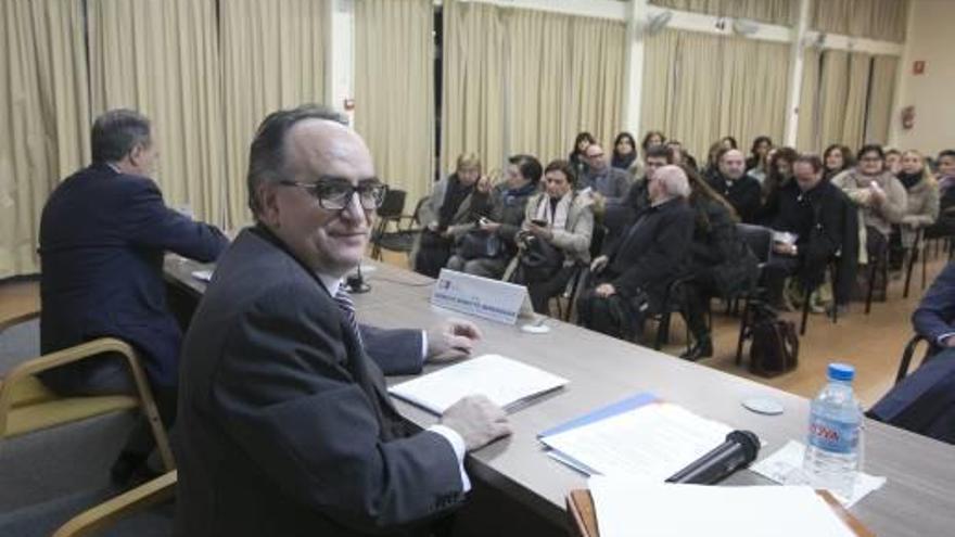 Remigio Beneyto dio ayer una conferencia en Alicante sobre la libertad de enseñanza.