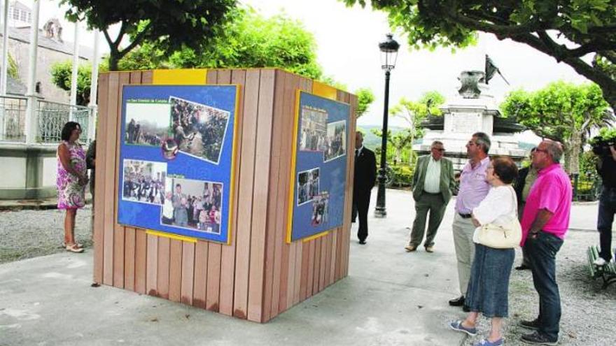 Teresa Sanjurjo, José Ángel Pérez y Francisco Rodríguez en la inauguración.