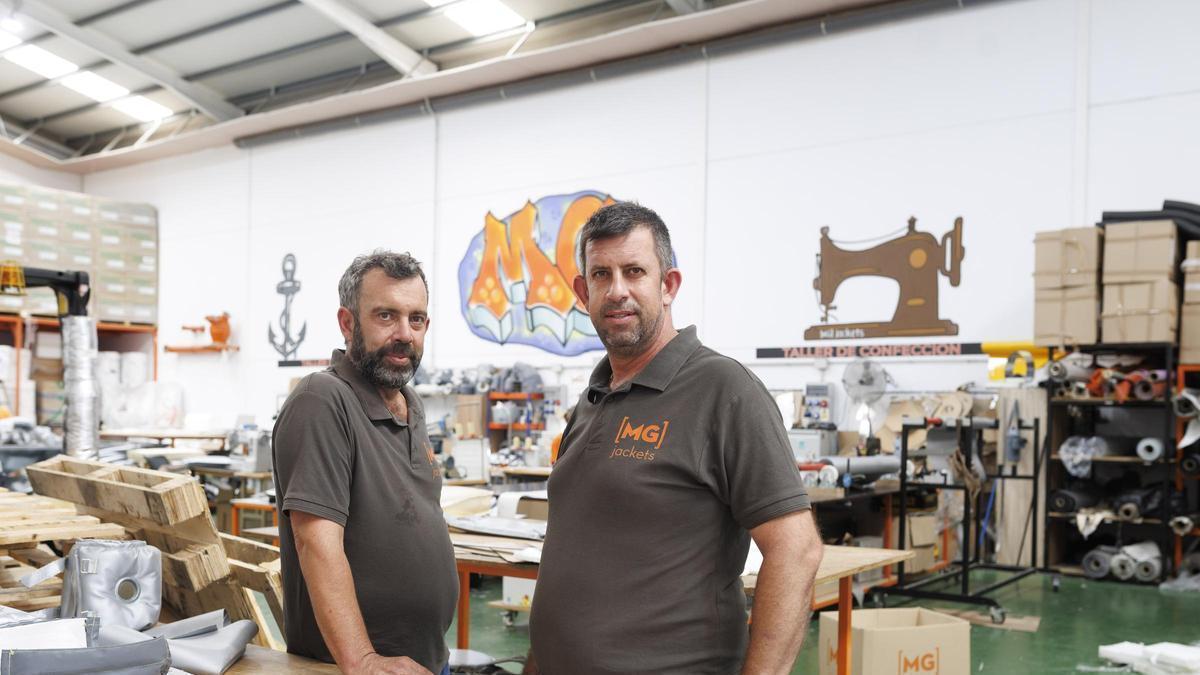 Javier Moreno y su hermano Daniel Moreno, administradores y fundadores de MG Jackets.