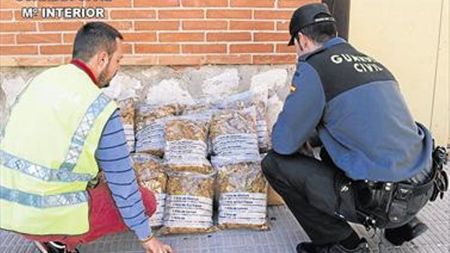 Compra tabaco ‘on line’ y lo vende en Vinaròs