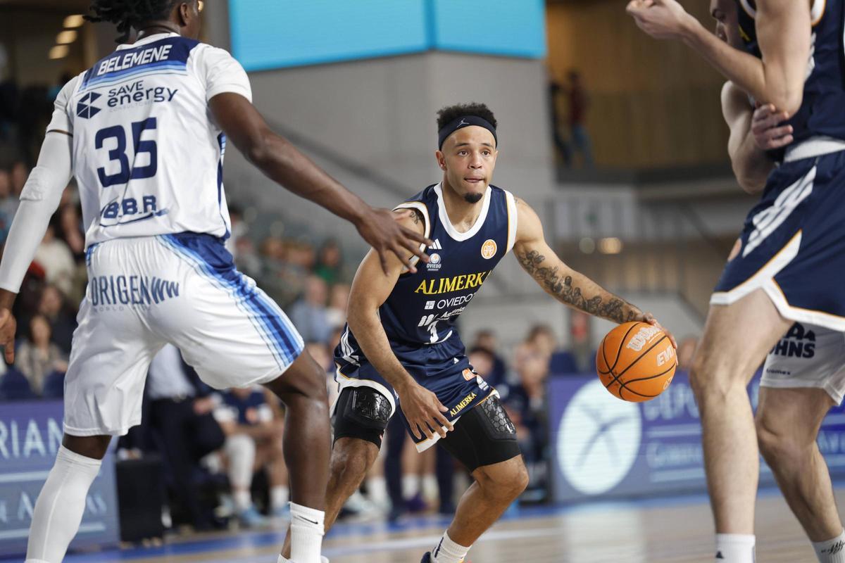 Marques Townes en el duelo ante el Fuenlabrada