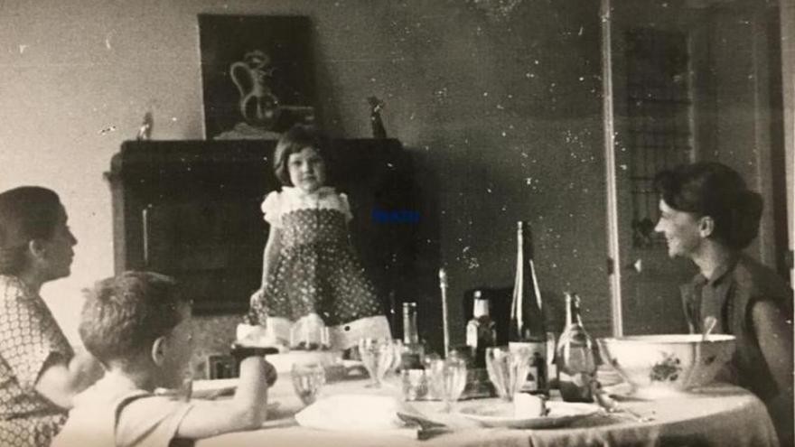 María Casares y Albert Camus, invitados en la casa de los Negrín