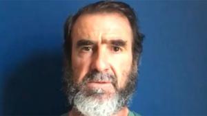 Cantona protagonizó un emotivo discurso tras el atentado de Manchester