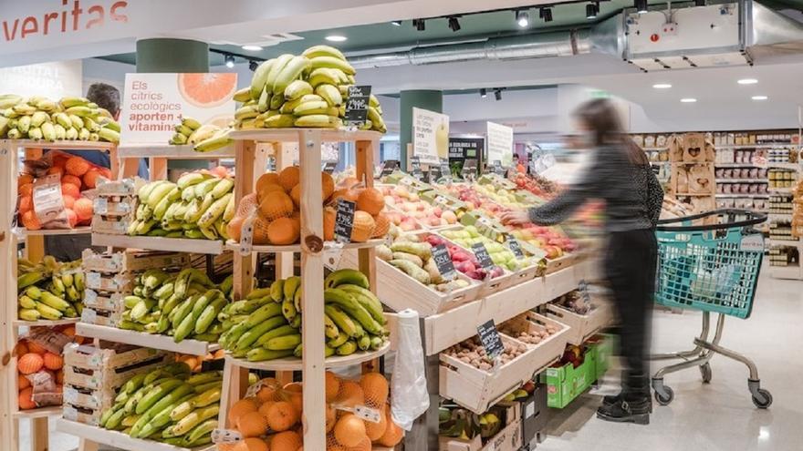 La cadena de supemercados ecológicos Veritas desembarca en Estepona y planea su expansión por Málaga