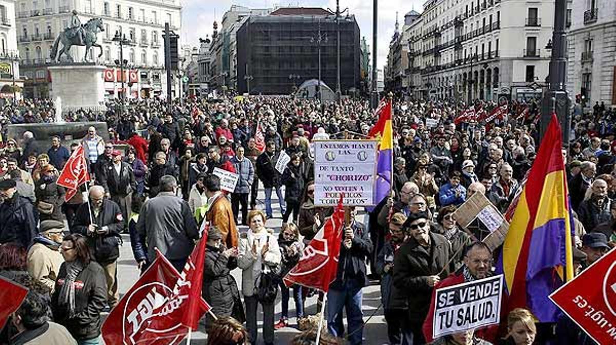 Les protestes han estat convocades a 60 ciutats espanyoles per les més de 150 organitzacions que componen la Cimera Social.