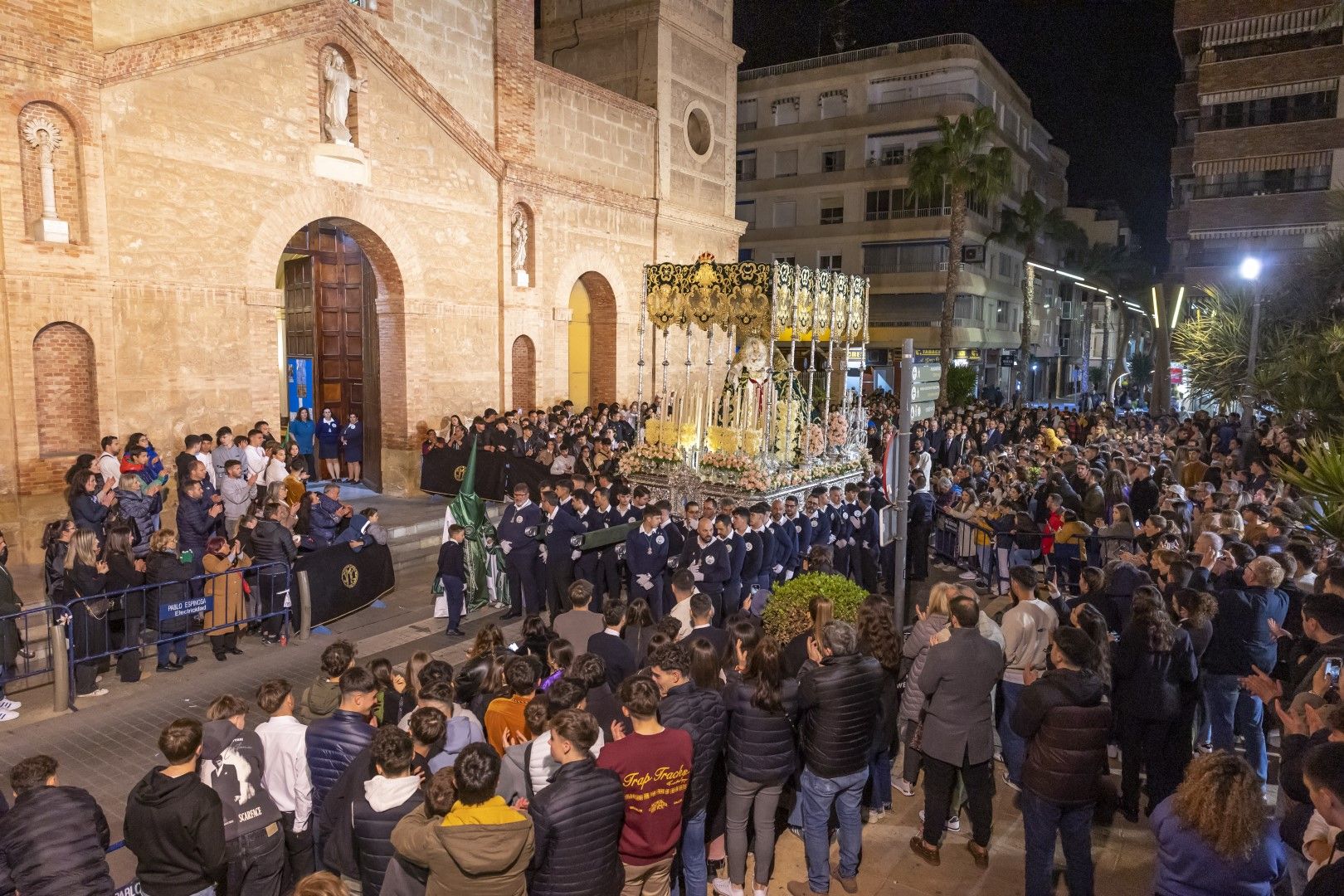 Encuentro de la Vía Dolorosa en Torrevieja del Miércoles Santo con la presencia del obispo José Ignacio Munilla