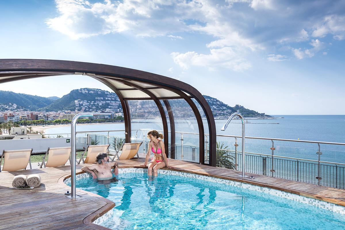 Les instal·lacions de l'Spa a la terrassa de l'edifici