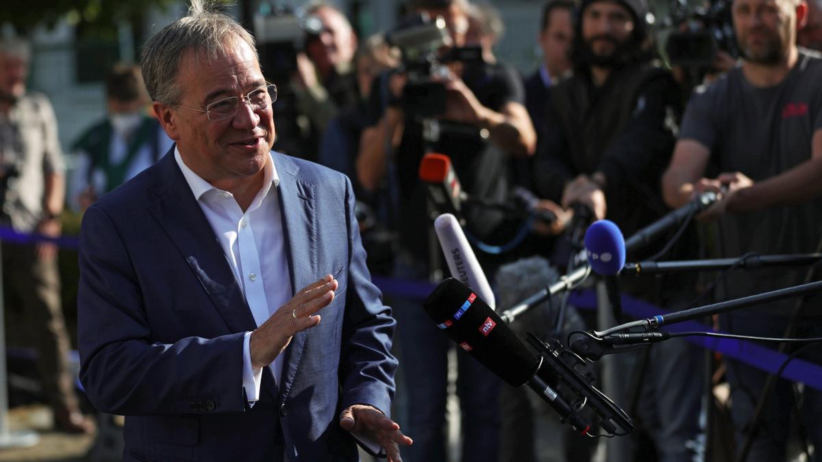 CDU chancellor candidate Laschet casts his vote in general election