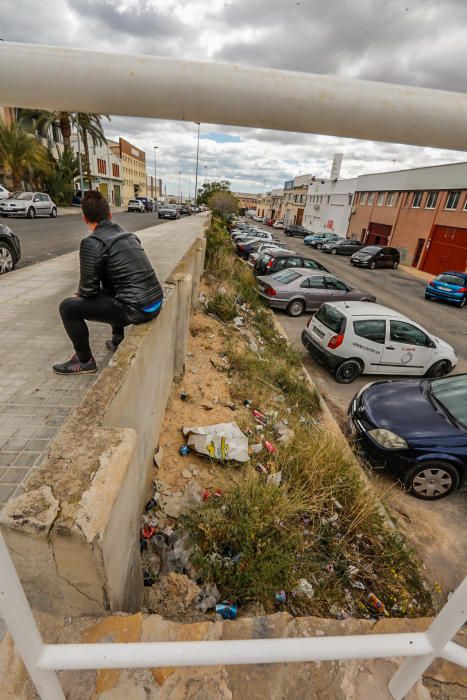 El polígono de Carrús agoniza