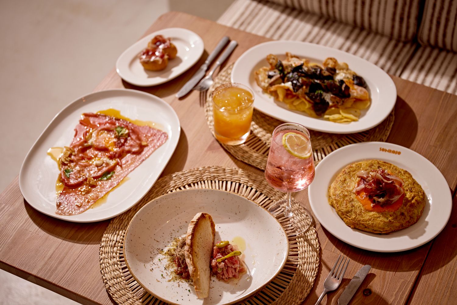 Algunos de los platos estrella de Sonrojo.