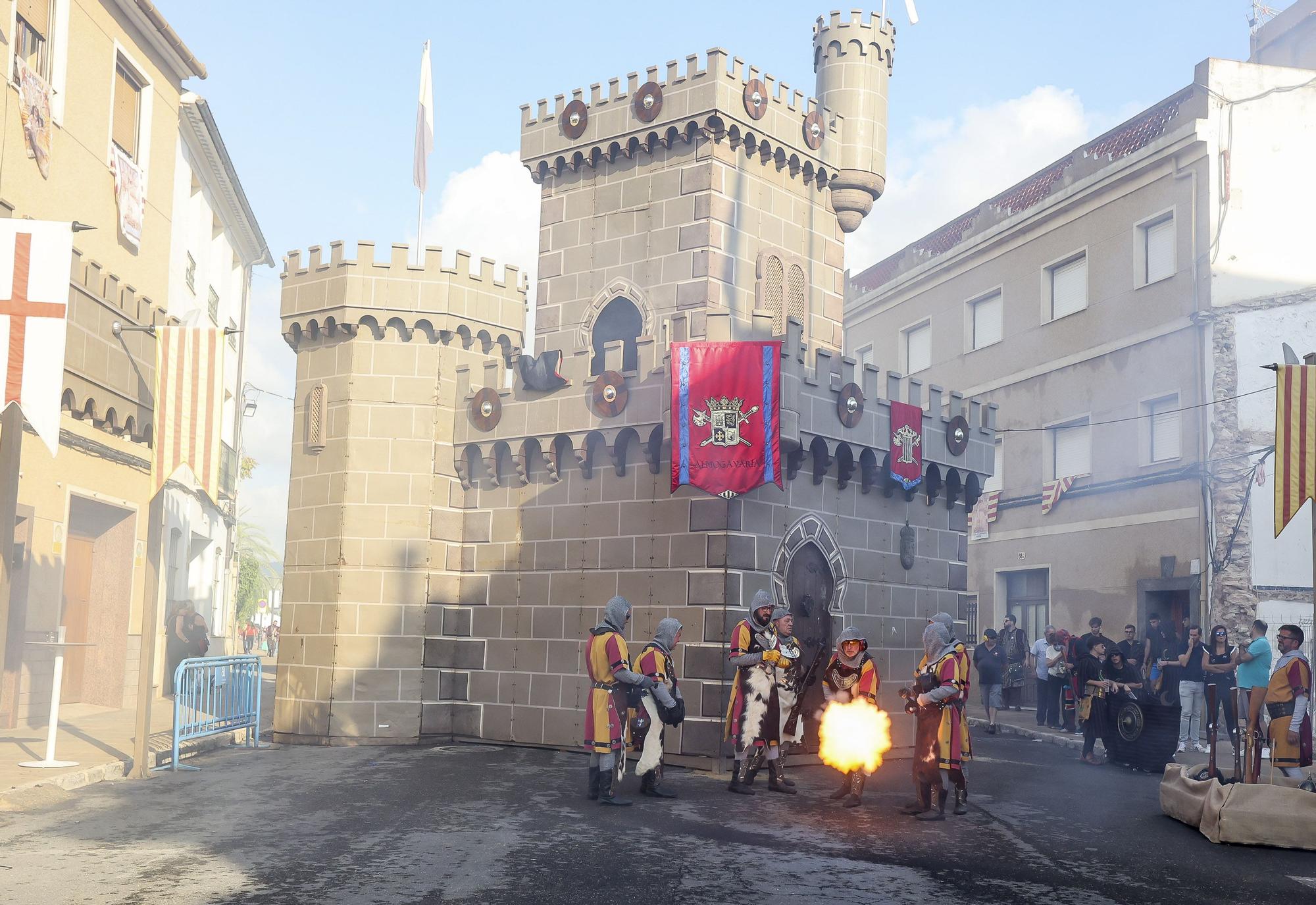 Guerrilla y Embajada Mora por las fiestas de Ibi