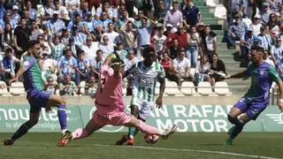 Aguanta el Córdoba CF la ventaja ante el Málaga