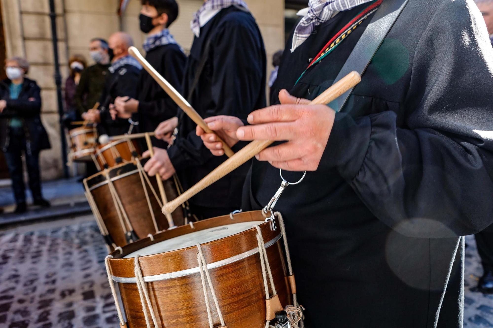 Alcoy da el pistoletazo de salida a su Trilogía del Nadal con el desfile de les Pastoretes