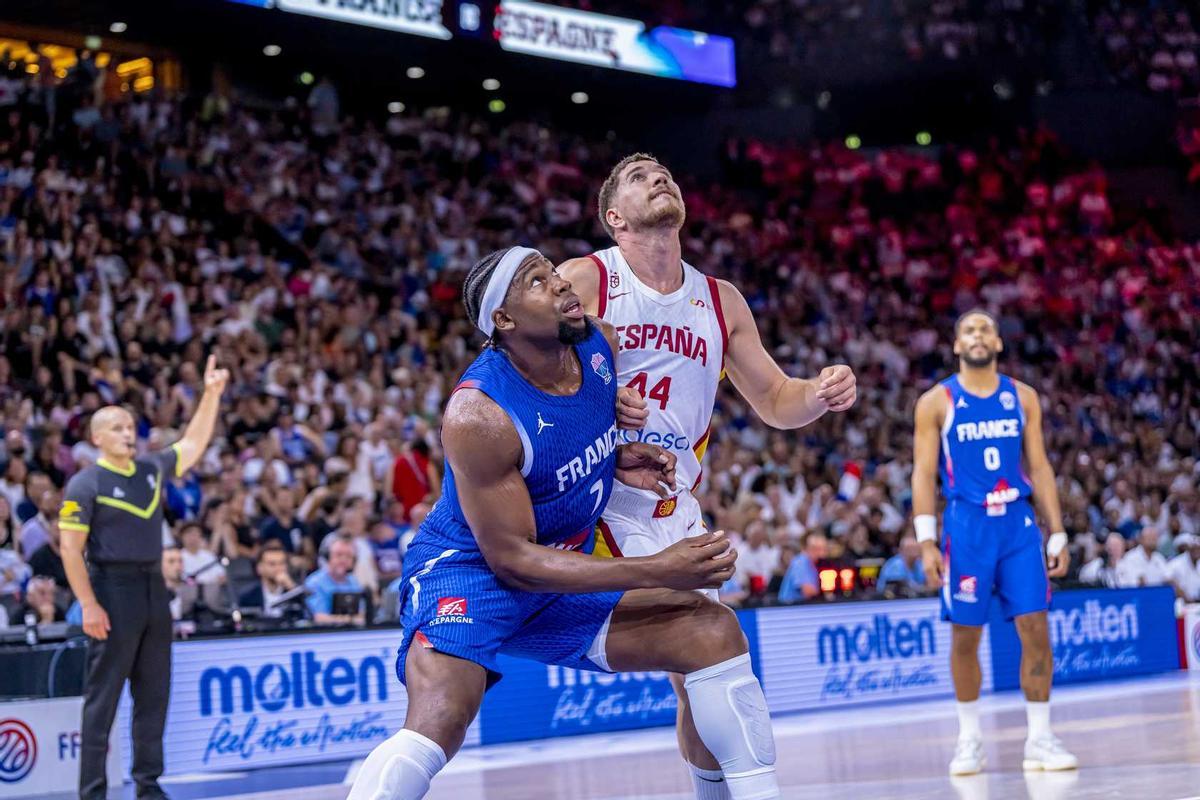 Con la ausencia de Poirier, Yabusele tendrá protagonismo en el puesto de 'cinco'
