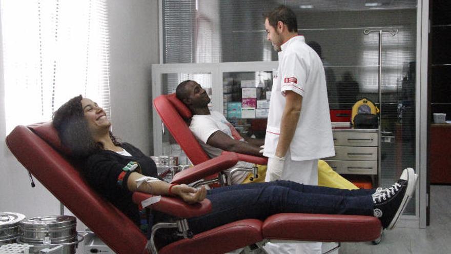 Canarias necesita sangre para retomar todas las operaciones en los hospitales