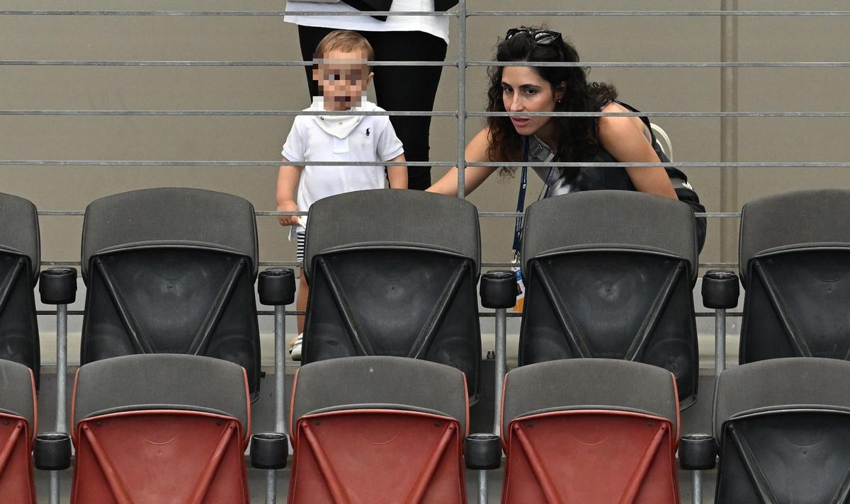 Las entrañables fotos de Mery Perello y su pequeño hijo Rafa apoyando a Rafa Nadal en Australia